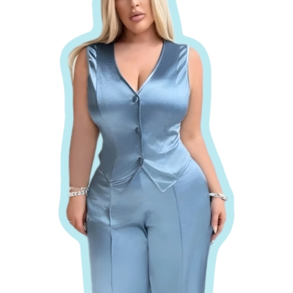 Elegant Blue Pantsuit with Satin Finish